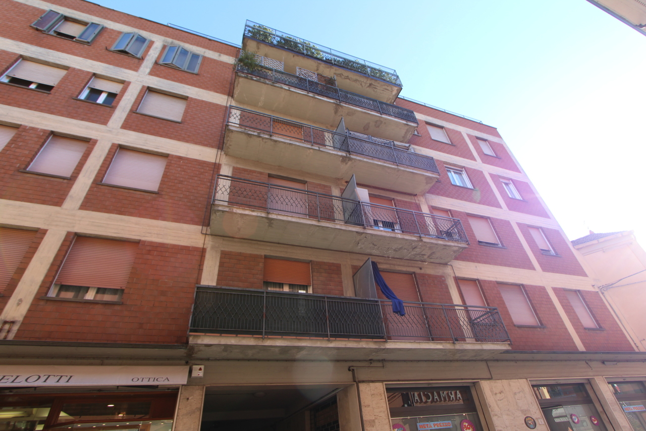 Appartamento in vendita a Valsamoggia, 5 locali, prezzo € 198.000 | PortaleAgenzieImmobiliari.it