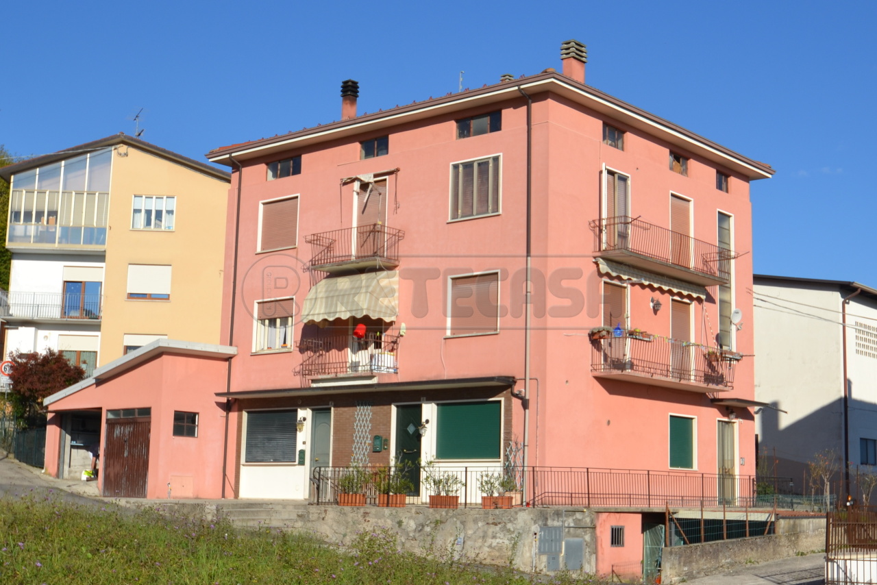 Appartamento in vendita a Valdagno, 10 locali, prezzo € 53.000 | PortaleAgenzieImmobiliari.it