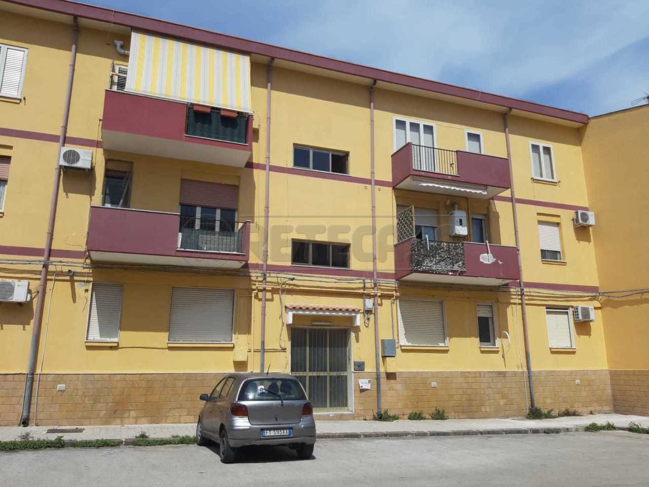 Appartamento in vendita a Siracusa, 5 locali, prezzo € 75.000 | CambioCasa.it