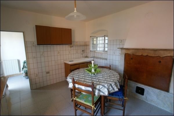 Appartamento in vendita a Lerici, 2 locali, prezzo € 90.000 | PortaleAgenzieImmobiliari.it