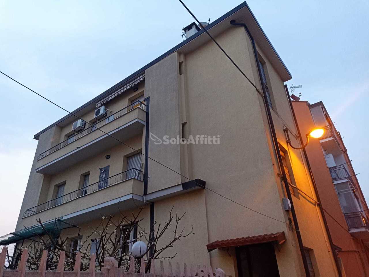 Appartamento in affitto a Beinasco, 2 locali, prezzo € 450 | PortaleAgenzieImmobiliari.it