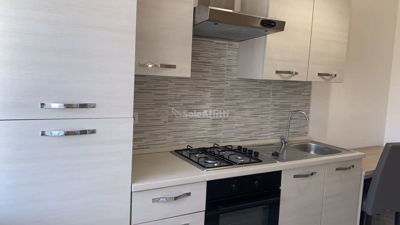 Appartamento in affitto a Giardini-Naxos, 2 locali, prezzo € 450 | PortaleAgenzieImmobiliari.it