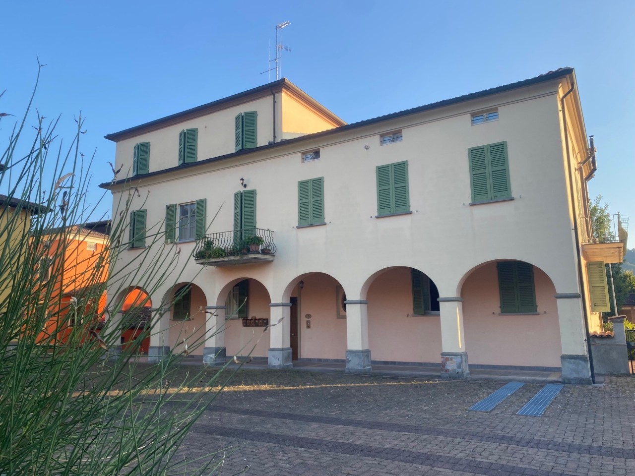 Appartamento in vendita a Varano de' Melegari, 3 locali, prezzo € 157.000 | PortaleAgenzieImmobiliari.it