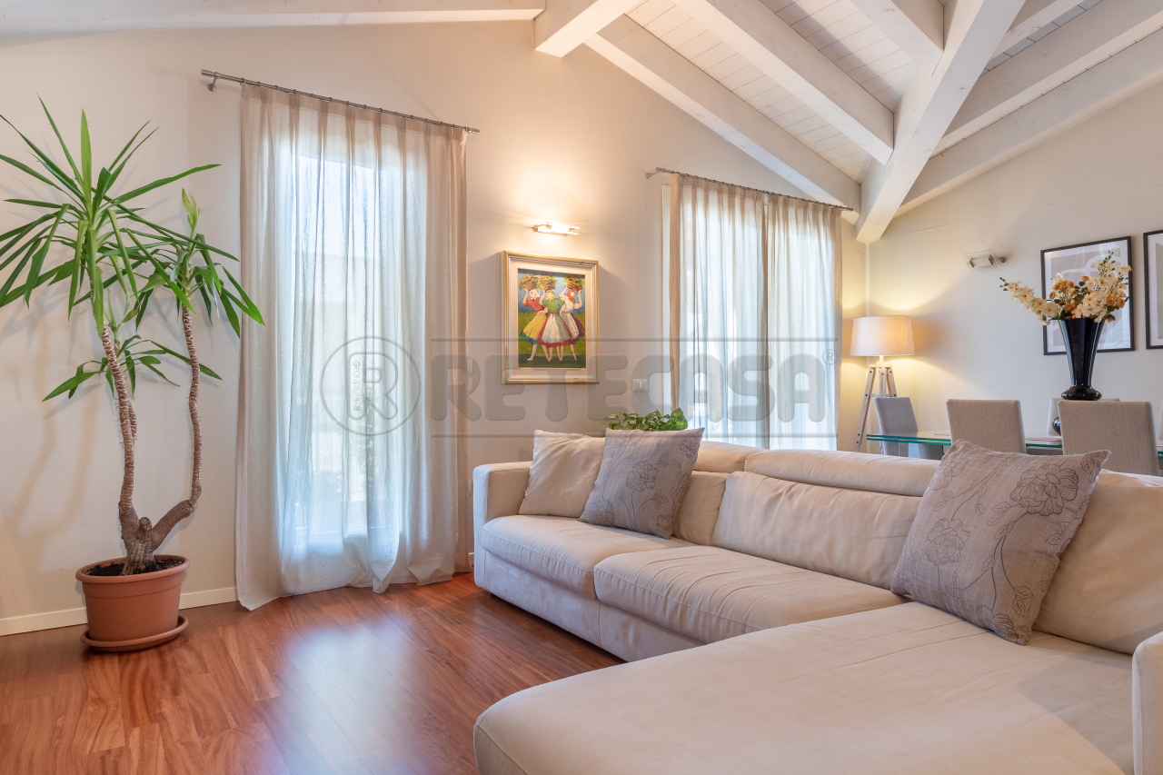 Appartamento in vendita a Bolzano Vicentino, 5 locali, prezzo € 225.000 | PortaleAgenzieImmobiliari.it