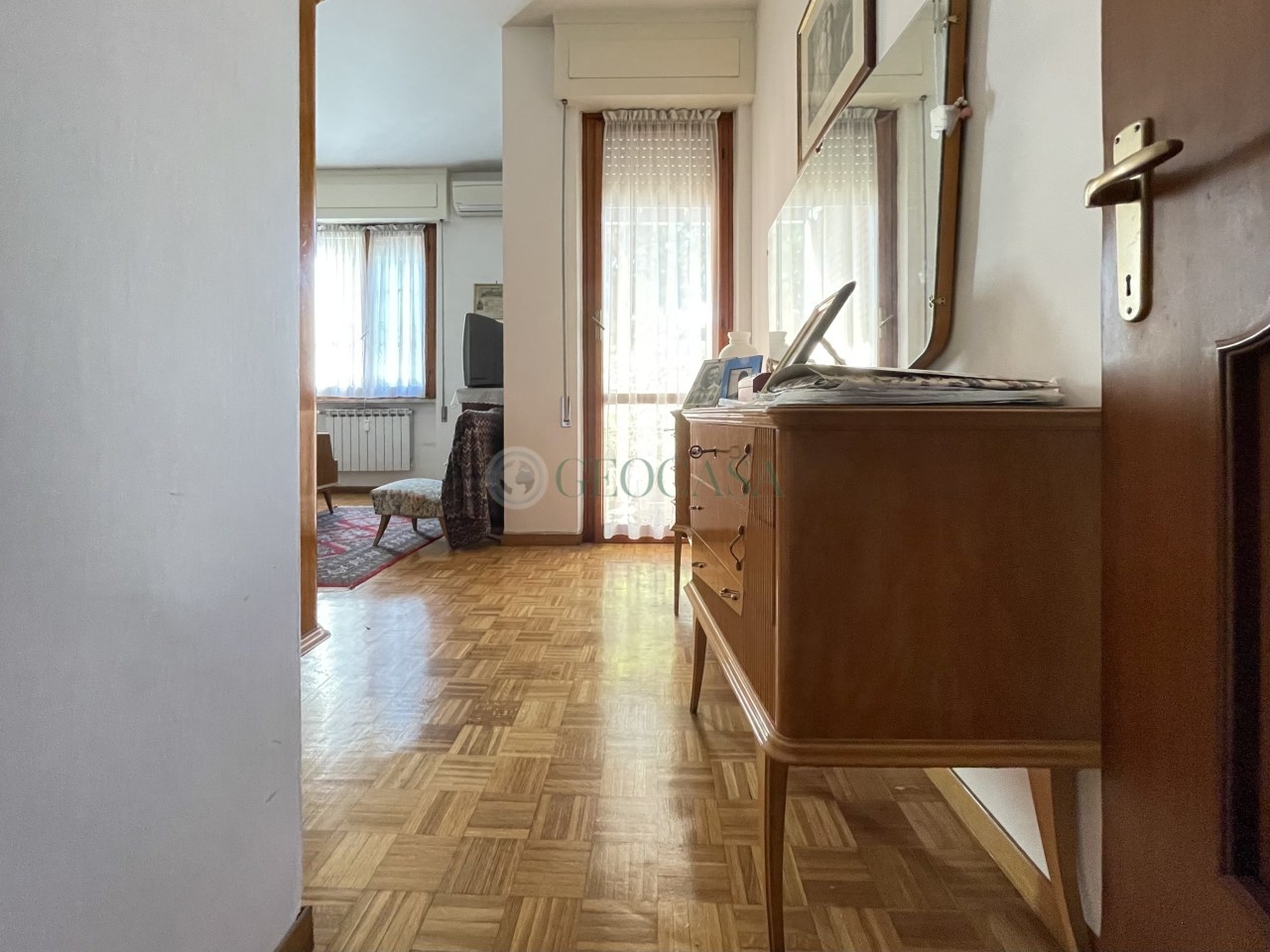 Appartamento in vendita a Sarzana, 6 locali, prezzo € 220.000 | PortaleAgenzieImmobiliari.it
