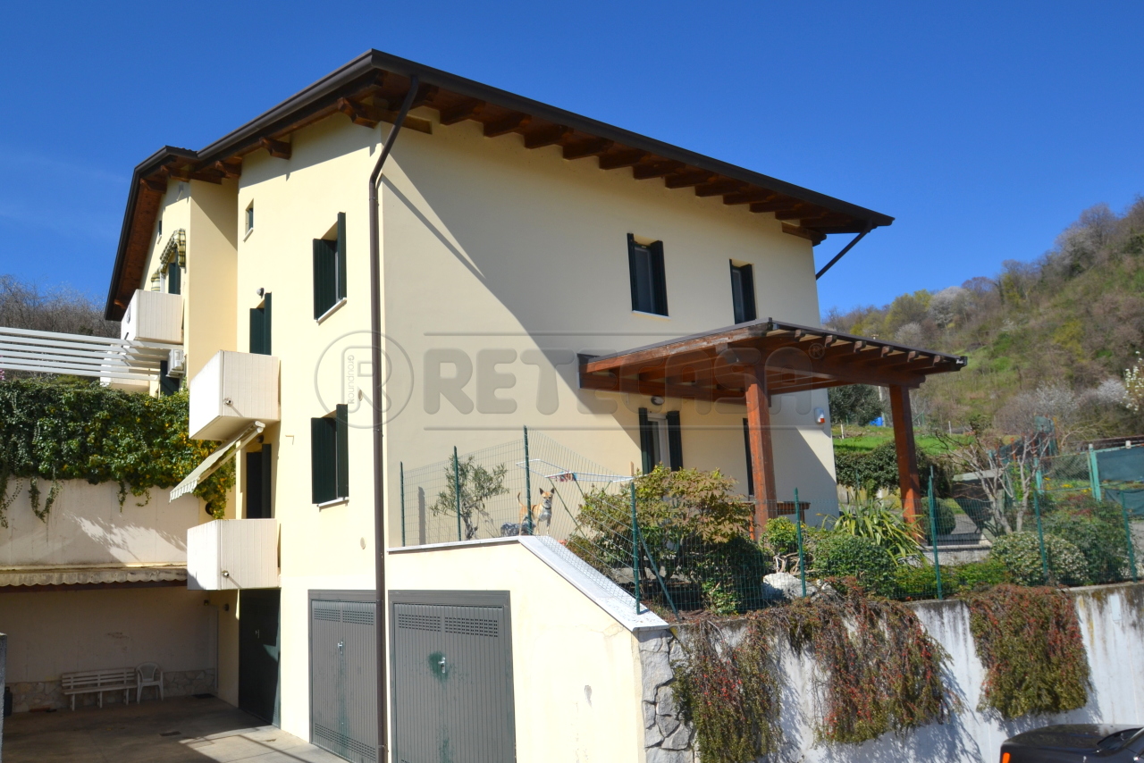 Appartamento in vendita a Brogliano, 5 locali, prezzo € 149.000 | PortaleAgenzieImmobiliari.it