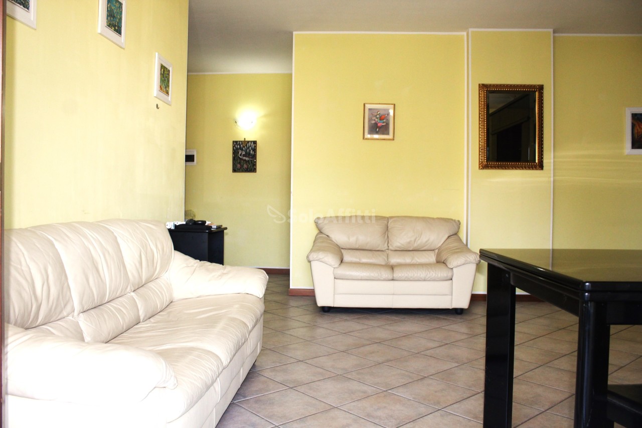 Appartamento in affitto a Parabiago, 3 locali, prezzo € 850 | PortaleAgenzieImmobiliari.it
