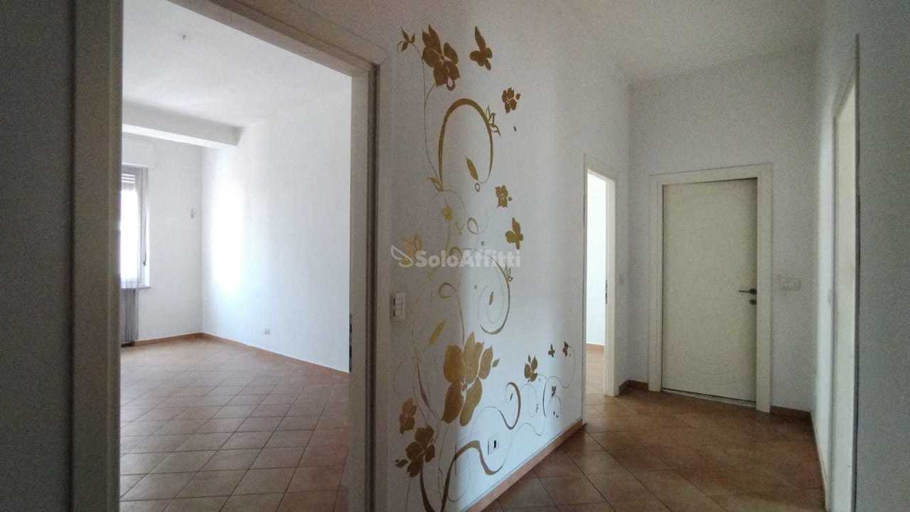 Appartamento in affitto a Nichelino, 3 locali, prezzo € 440 | PortaleAgenzieImmobiliari.it