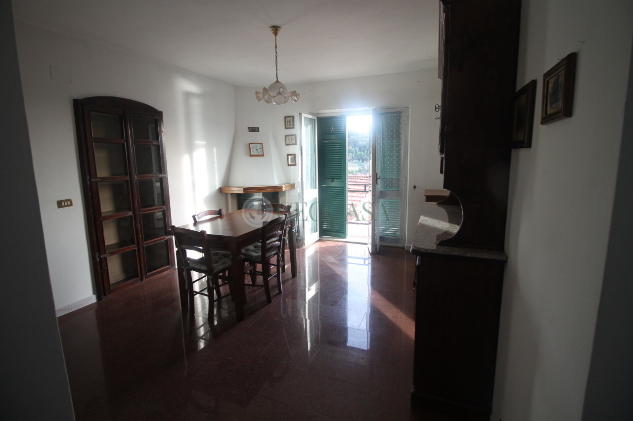 Appartamento in vendita a Aulla, 3 locali, prezzo € 95.000 | PortaleAgenzieImmobiliari.it