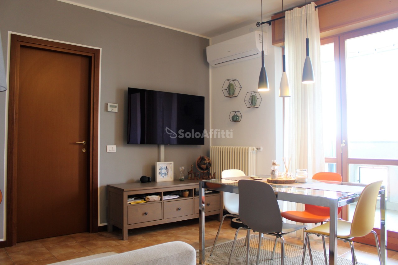 Appartamento in affitto a Parabiago, 2 locali, prezzo € 600 | PortaleAgenzieImmobiliari.it