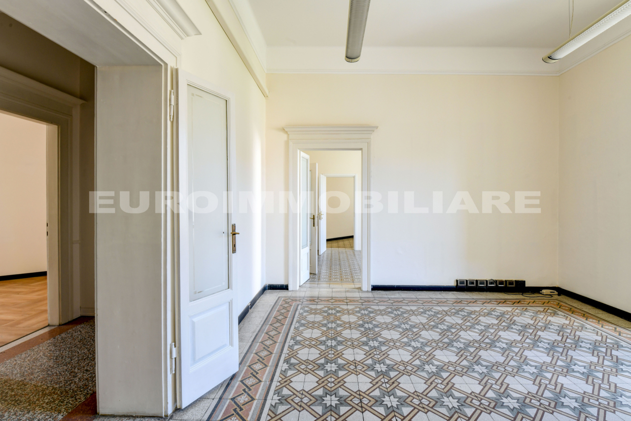 Appartamento in vendita a Brescia, 4 locali, prezzo € 490.000 | CambioCasa.it
