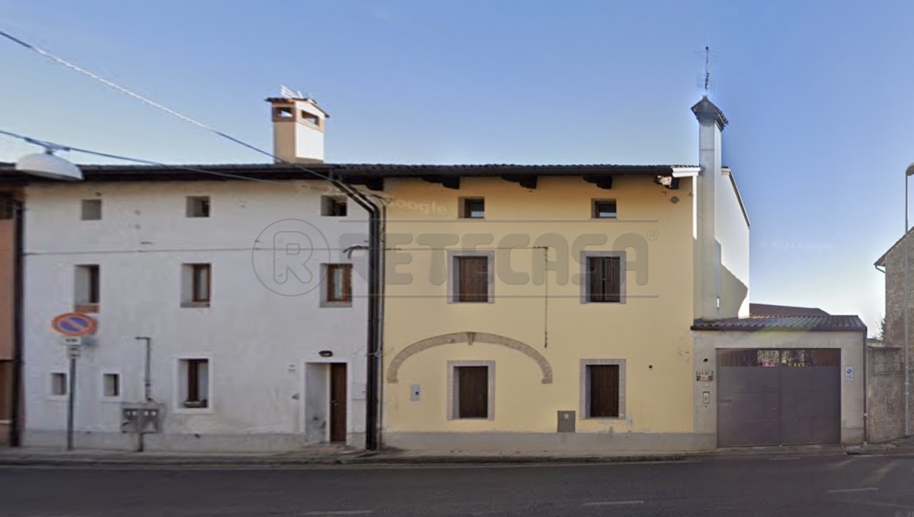 Rustico / Casale in vendita a Flaibano, 12 locali, prezzo € 395.000 | PortaleAgenzieImmobiliari.it