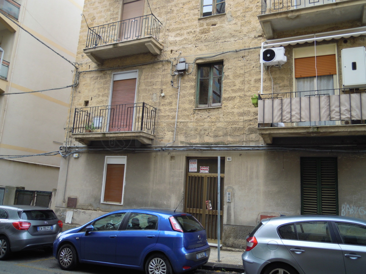 Appartamento in vendita a Caltanissetta, 3 locali, prezzo € 24.000 | PortaleAgenzieImmobiliari.it