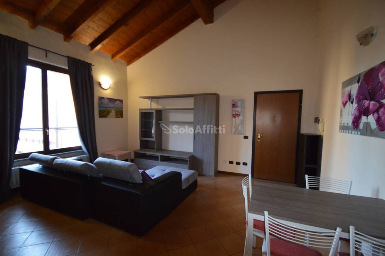 Appartamento in affitto a Vernate, 2 locali, prezzo € 590 | PortaleAgenzieImmobiliari.it