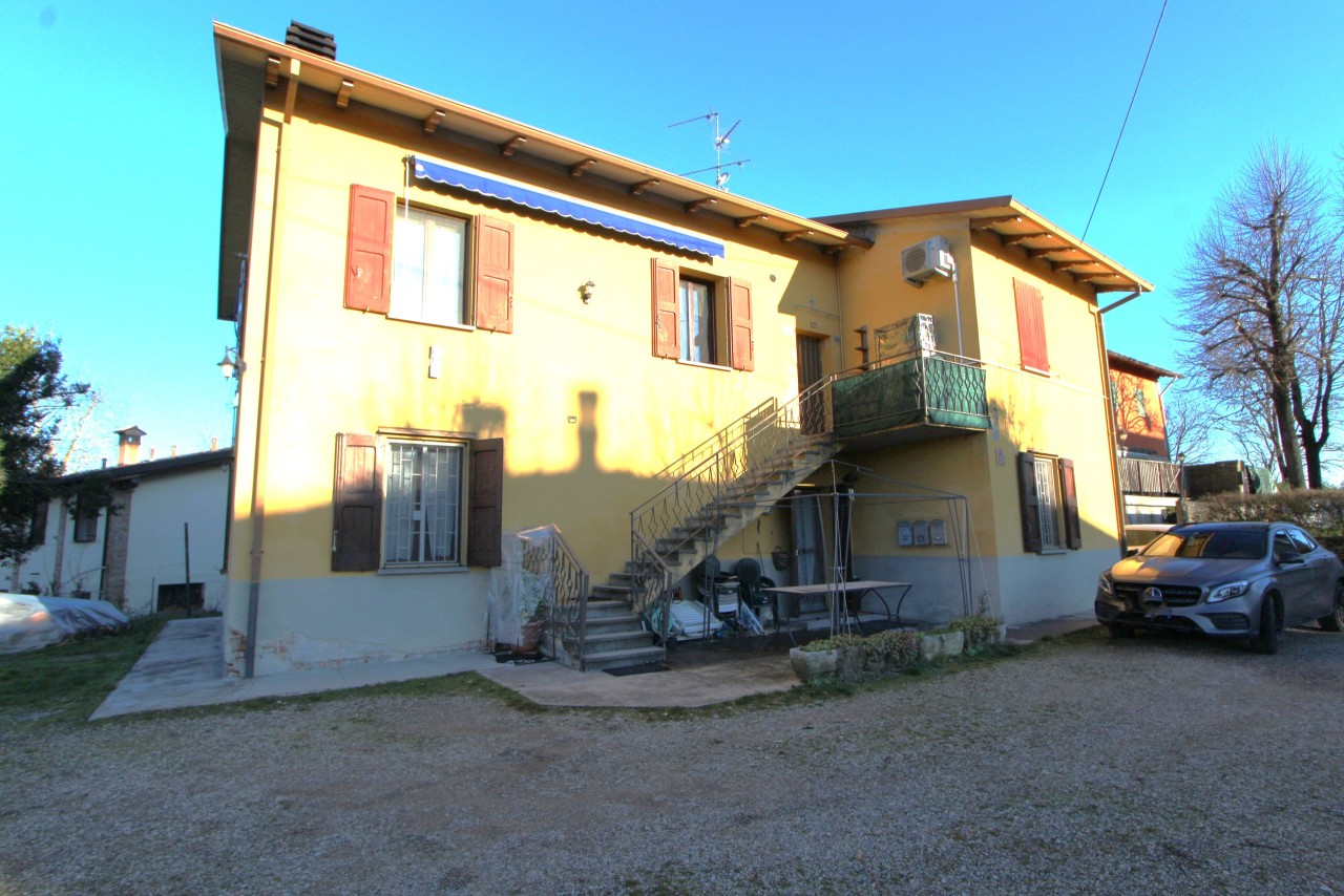 Appartamento in vendita a Valsamoggia, 5 locali, prezzo € 198.000 | PortaleAgenzieImmobiliari.it