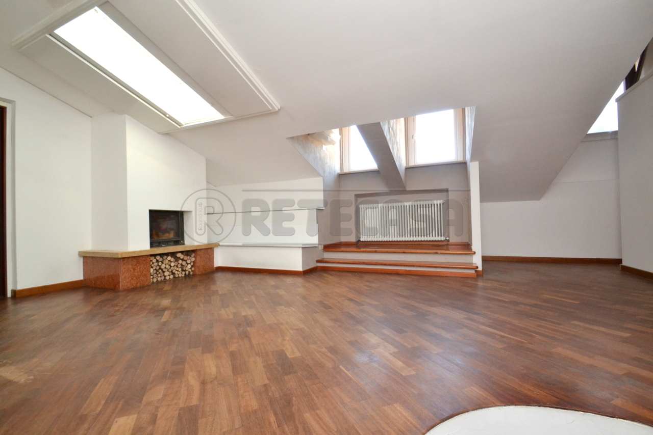 Appartamento in vendita a Valdagno, 5 locali, prezzo € 120.000 | PortaleAgenzieImmobiliari.it