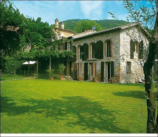 Rustico / Casale in affitto a Galzignano Terme, 5 locali, prezzo € 2.500 | CambioCasa.it