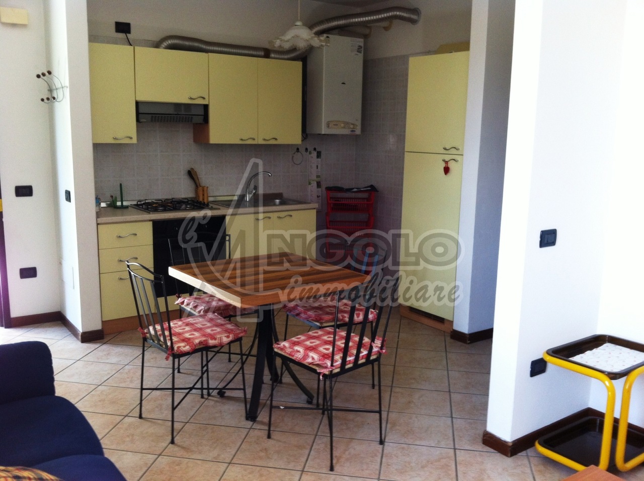 Appartamento in vendita a Stienta, 5 locali, prezzo € 79.000 | CambioCasa.it