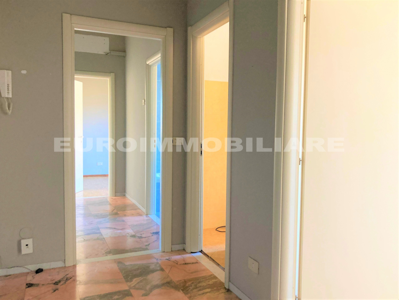 Appartamento in affitto a Brescia, 3 locali, prezzo € 650 | CambioCasa.it
