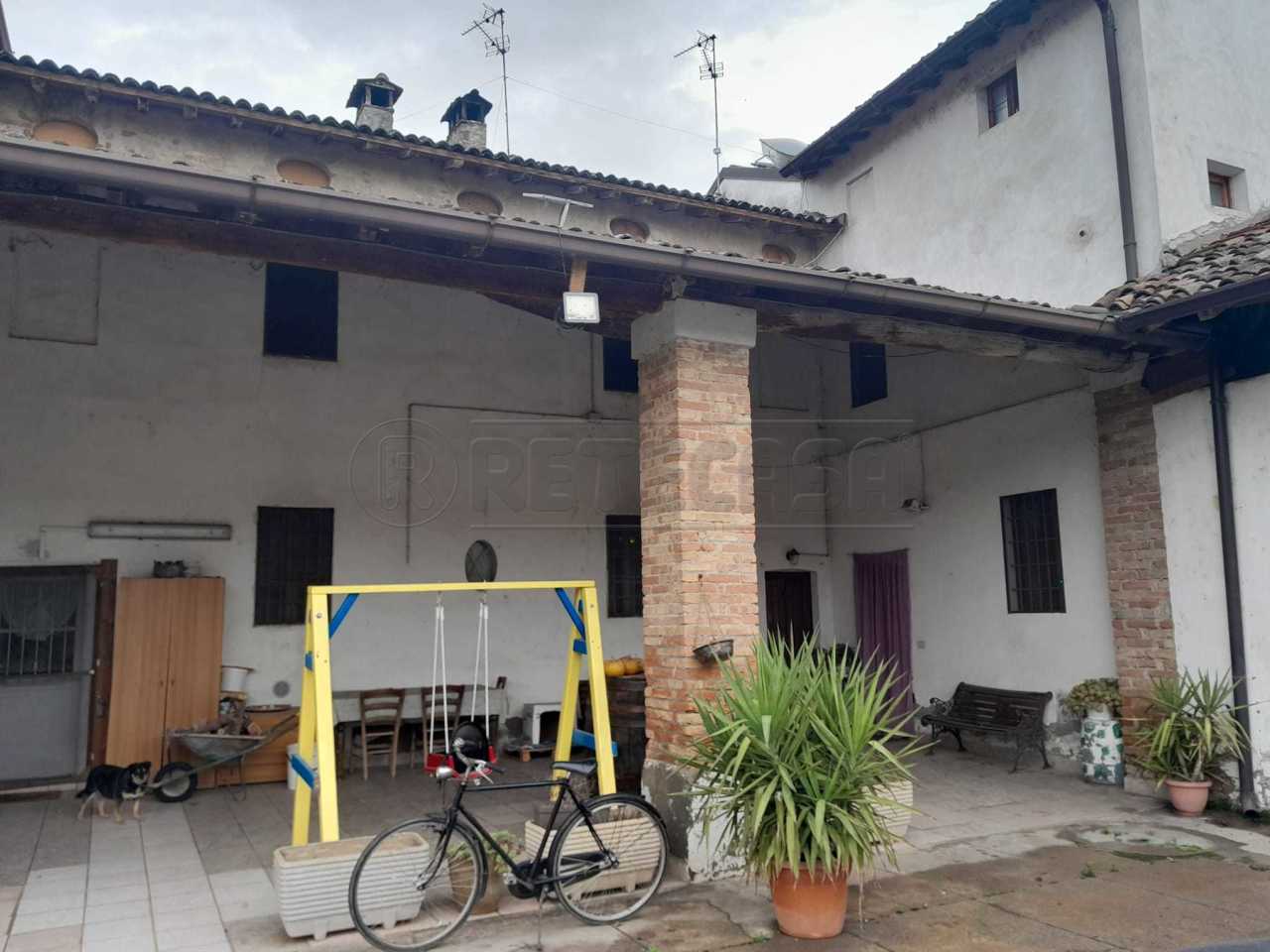 Rustico / Casale in vendita a Montodine, 6 locali, prezzo € 57.000 | PortaleAgenzieImmobiliari.it