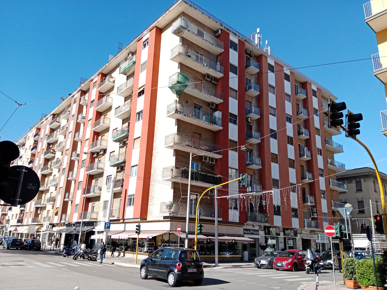 Appartamento in vendita a Bari, 4 locali, prezzo € 275.000 | PortaleAgenzieImmobiliari.it