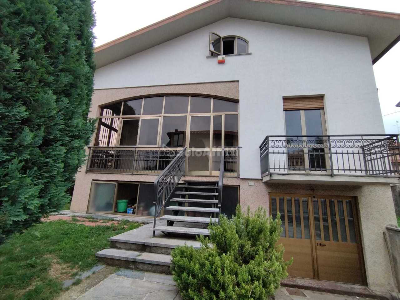 Villa in affitto a Beregazzo con Figliaro, 6 locali, prezzo € 1.200 | PortaleAgenzieImmobiliari.it