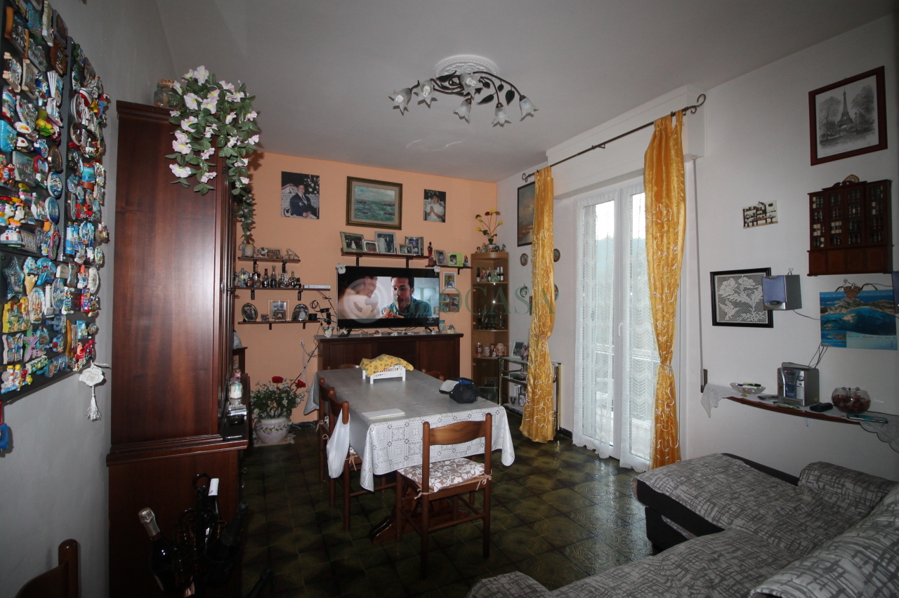 Appartamento in vendita a Vezzano Ligure, 4 locali, prezzo € 125.000 | PortaleAgenzieImmobiliari.it