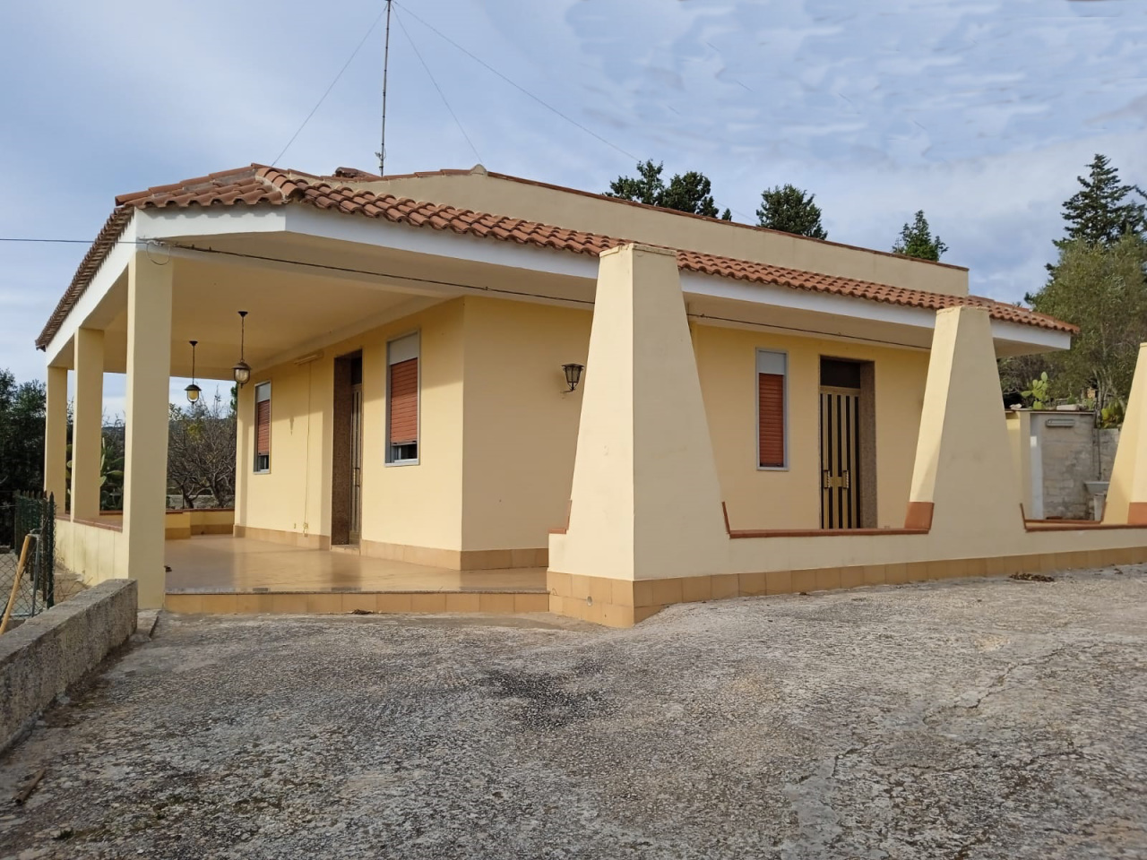 Villa in vendita a Canicattini Bagni, 3 locali, prezzo € 150.000 | PortaleAgenzieImmobiliari.it