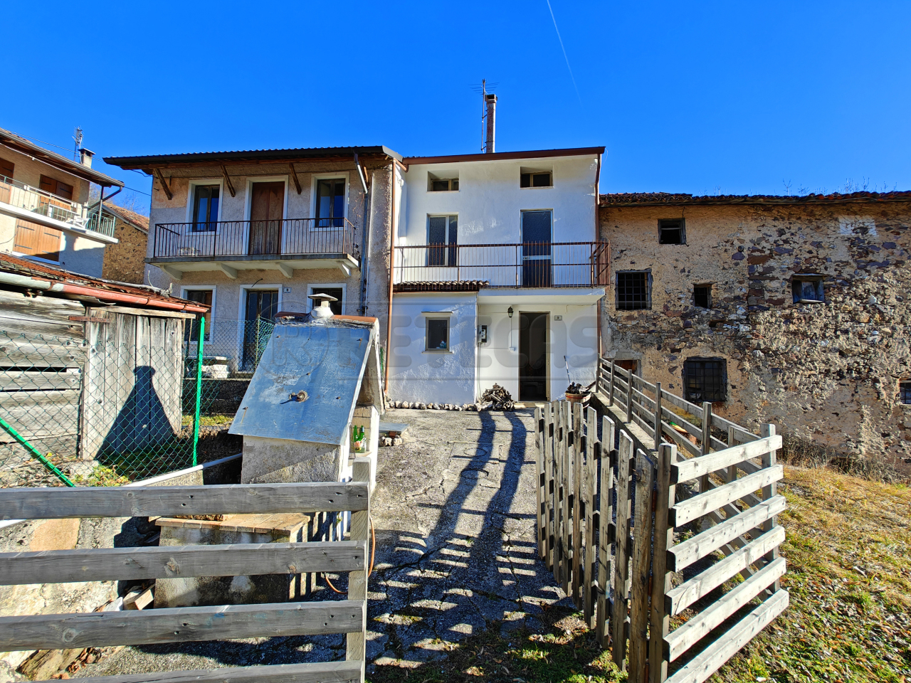 Soluzione Semindipendente in vendita a Recoaro Terme, 7 locali, prezzo € 45.000 | PortaleAgenzieImmobiliari.it