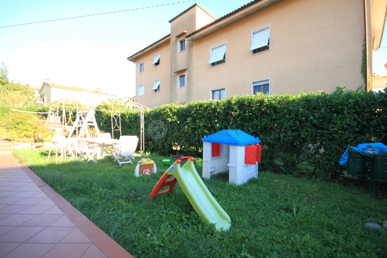 Villa a Schiera in vendita a Riccò del Golfo di Spezia, 4 locali, prezzo € 250.000 | PortaleAgenzieImmobiliari.it
