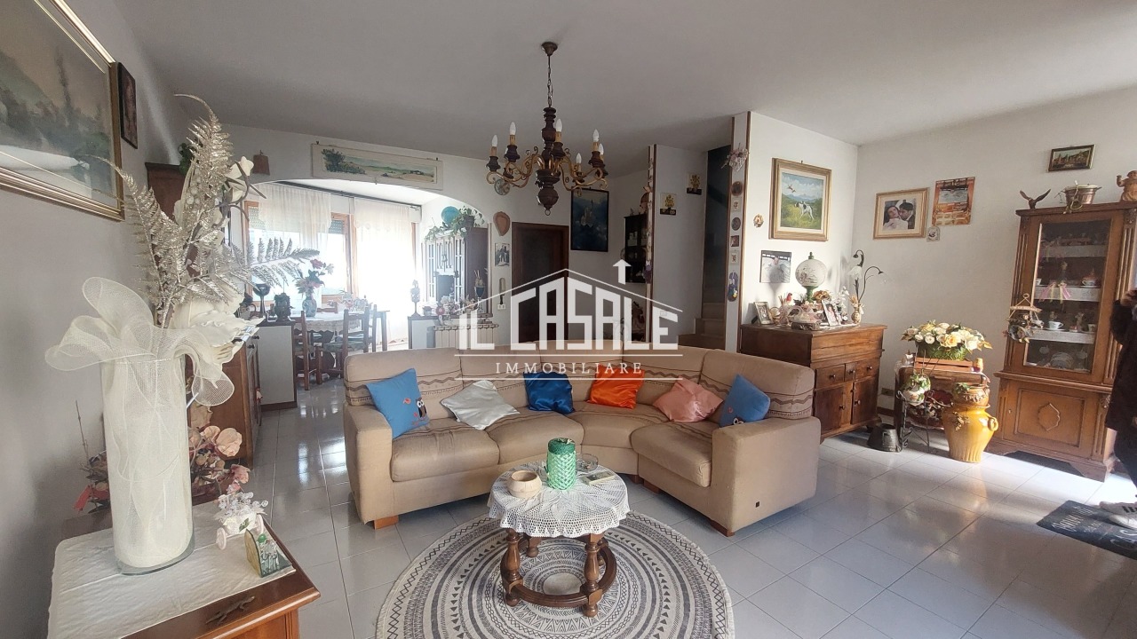 Villa a Schiera in vendita a Rufina, 6 locali, prezzo € 280.000 | PortaleAgenzieImmobiliari.it