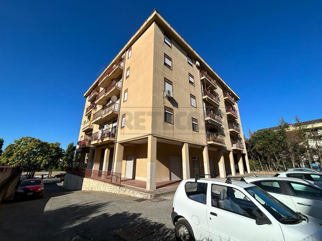 Appartamento in vendita a Caltanissetta, 4 locali, prezzo € 110.000 | PortaleAgenzieImmobiliari.it