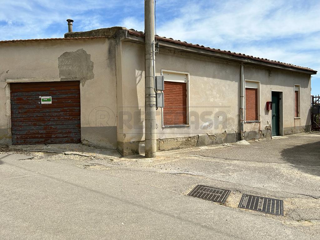 Villa a Schiera in vendita a Caltanissetta, 5 locali, prezzo € 95.000 | PortaleAgenzieImmobiliari.it