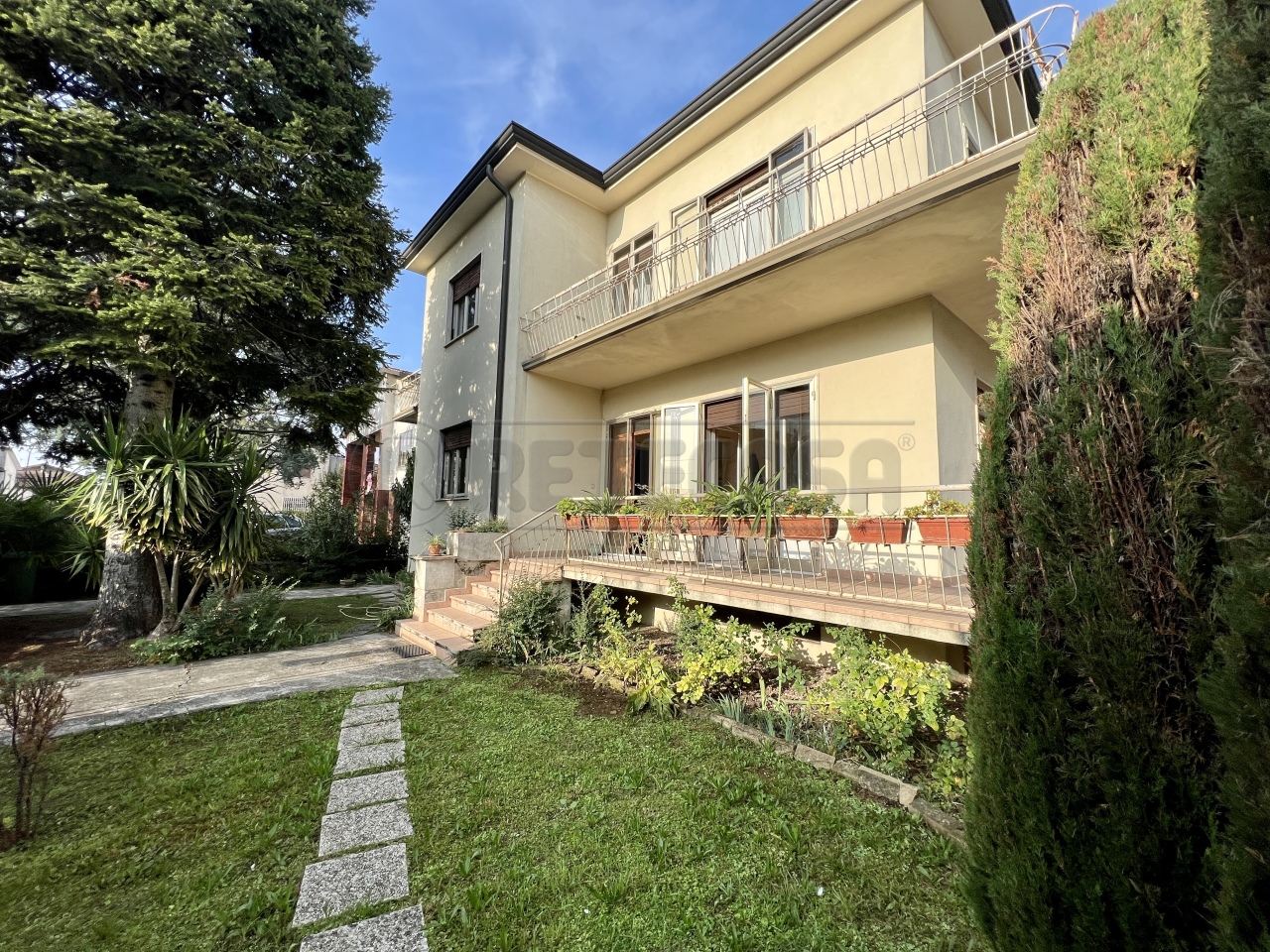 Appartamento in vendita a Montecchio Maggiore, 8 locali, prezzo € 135.000 | PortaleAgenzieImmobiliari.it