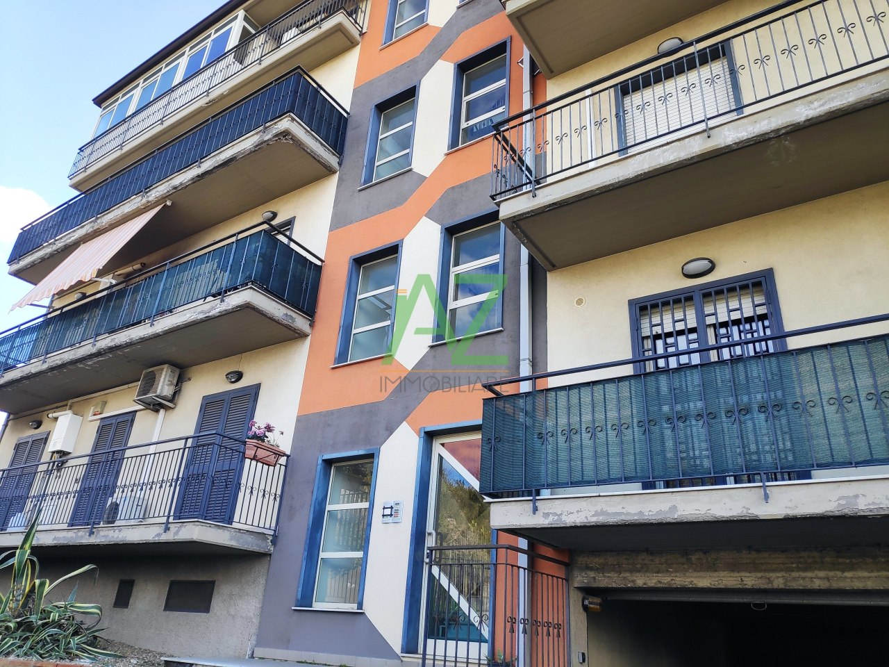 Appartamento in vendita a Camporotondo Etneo, 3 locali, prezzo € 85.000 | CambioCasa.it