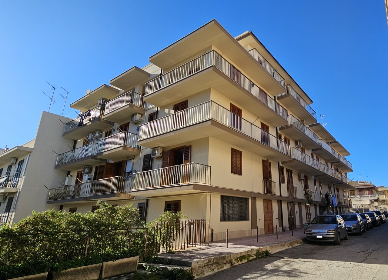 Appartamento in vendita a Scicli, 4 locali, prezzo € 120.000 | PortaleAgenzieImmobiliari.it