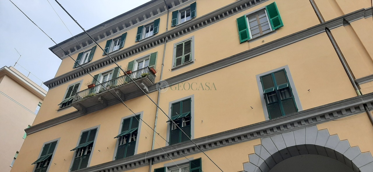 Appartamento in vendita a La Spezia, 6 locali, prezzo € 210.000 | PortaleAgenzieImmobiliari.it