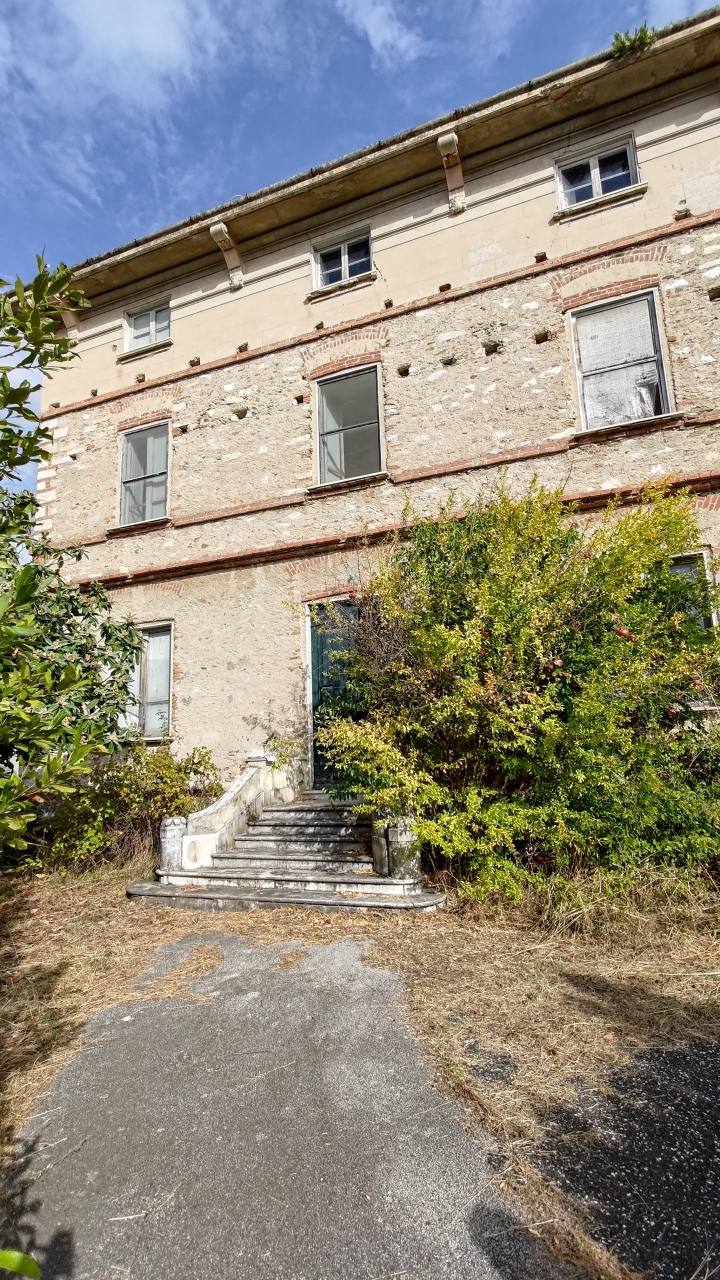 Villa in vendita a Seravezza, 14 locali, prezzo € 430.000 | PortaleAgenzieImmobiliari.it