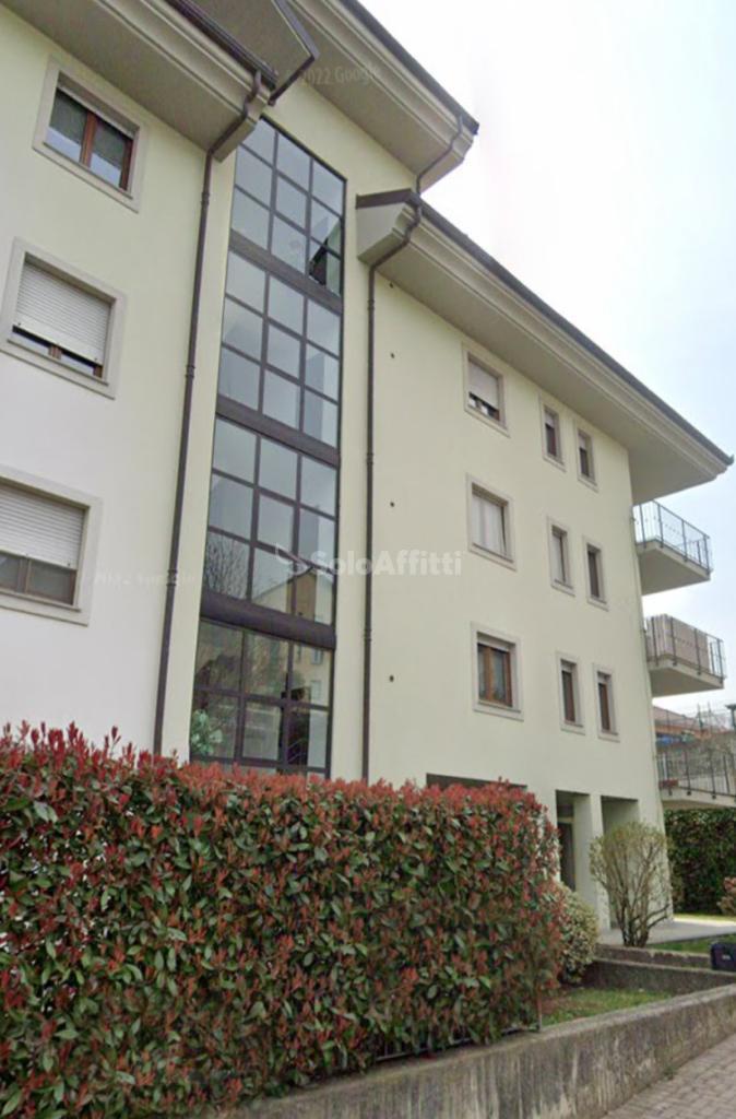 Appartamento in affitto a Lanzo Torinese, 4 locali, prezzo € 520 | PortaleAgenzieImmobiliari.it