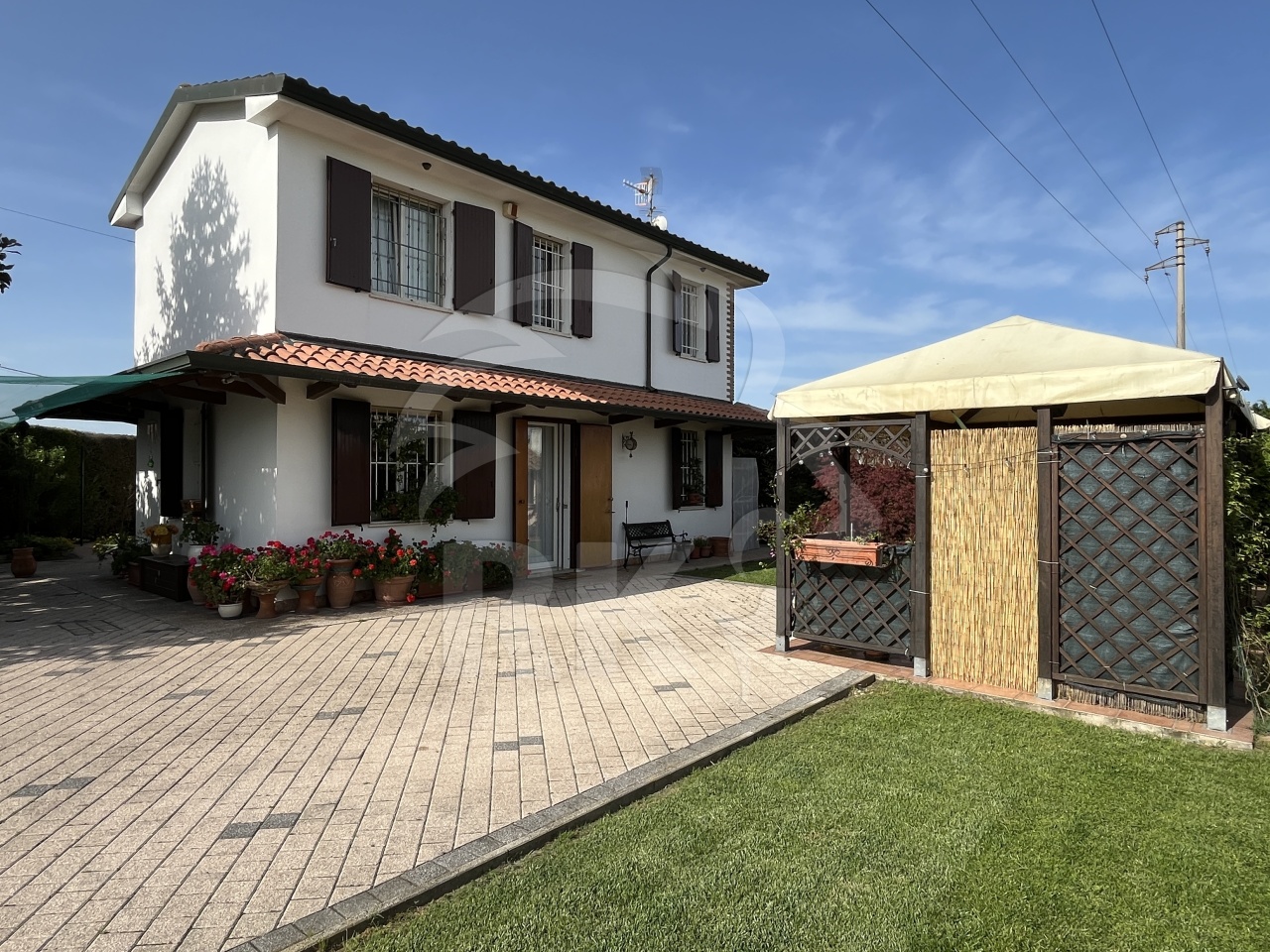 Villa in vendita a Ferrara, 9999 locali, prezzo € 260.000 | PortaleAgenzieImmobiliari.it