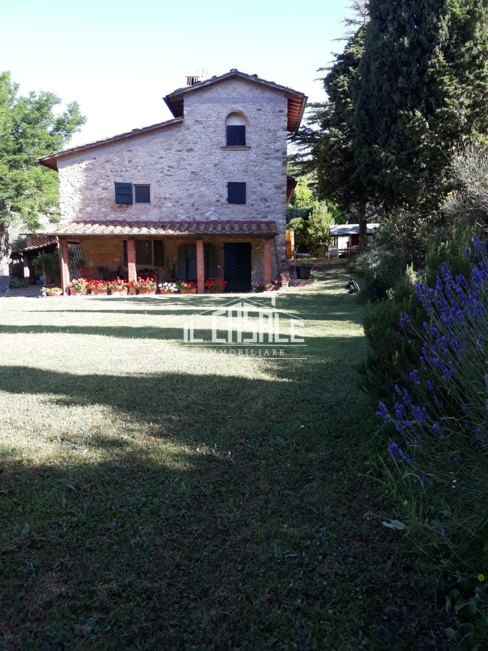 Rustico / Casale in vendita a Scarperia e San Piero, 12 locali, prezzo € 430.000 | PortaleAgenzieImmobiliari.it