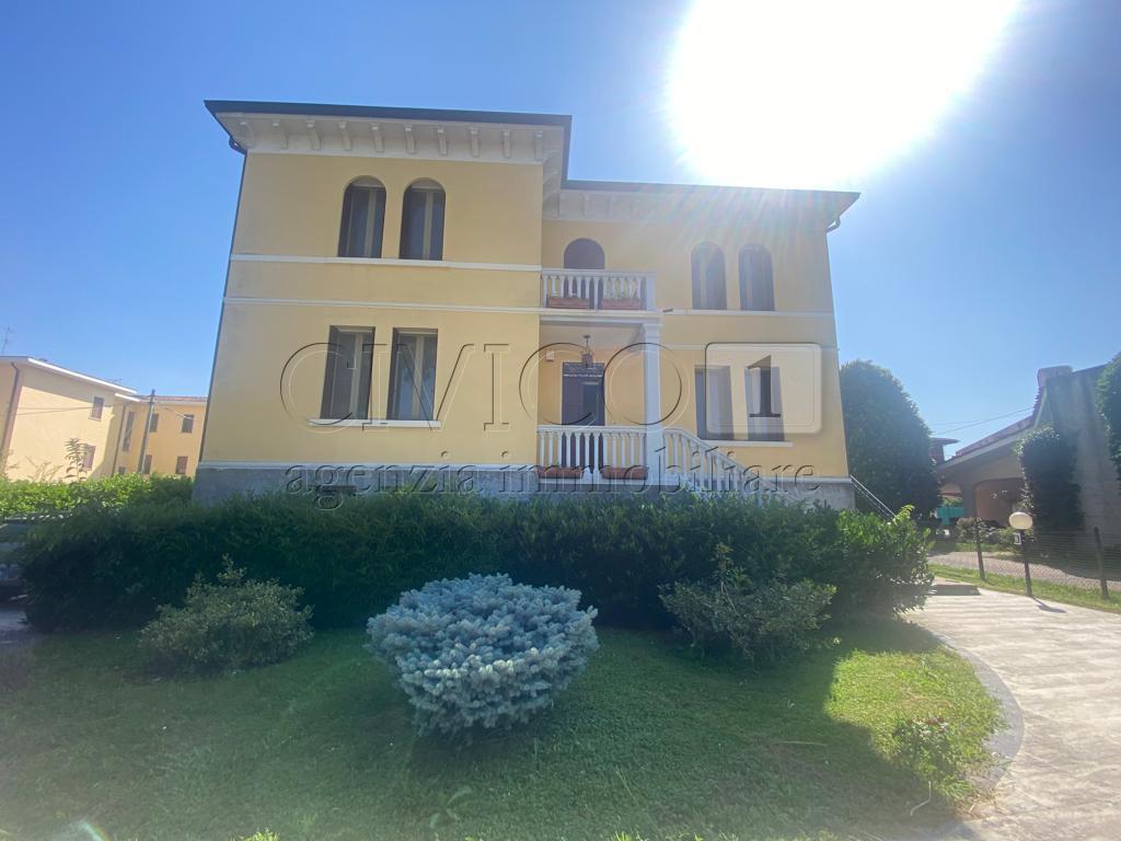 Villa in affitto a Torri di Quartesolo, 12 locali, prezzo € 2.400 | PortaleAgenzieImmobiliari.it
