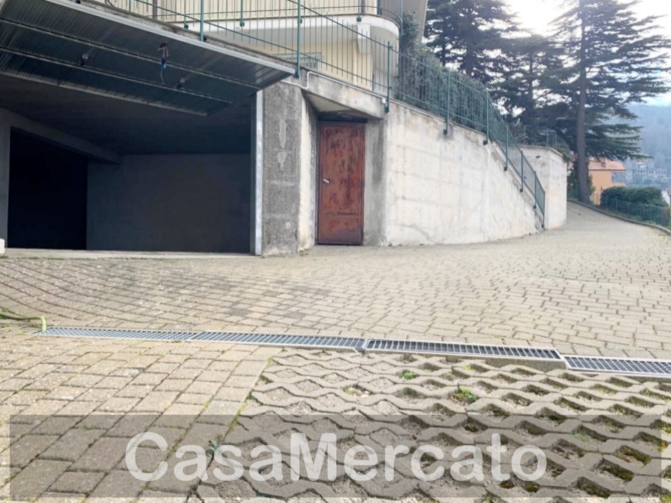 Box / Garage in affitto a Rocca di Papa, 1 locali, prezzo € 180 | PortaleAgenzieImmobiliari.it