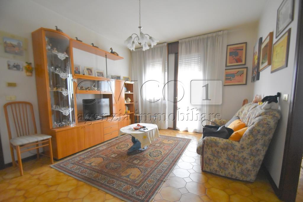Appartamento in vendita a Grisignano di Zocco, 4 locali, prezzo € 86.000 | PortaleAgenzieImmobiliari.it